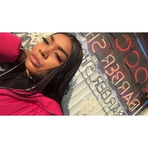 Meet your Posher, Emily